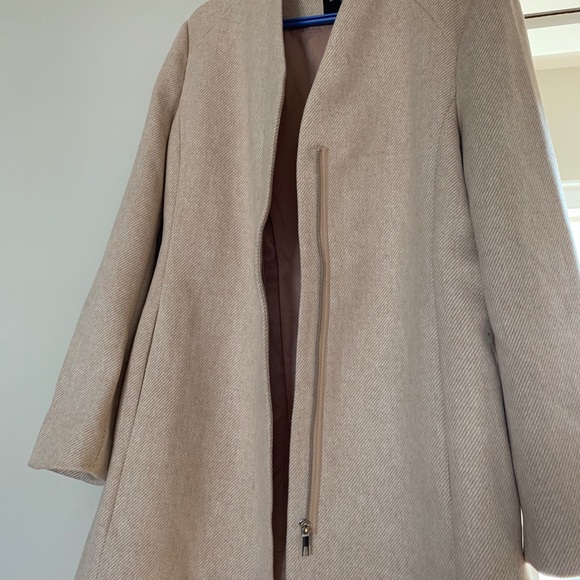 R.W and Co transition coat - Picture 2 of 4
